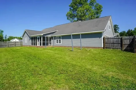 112 Forest Creek Drive Raeford NC 28376