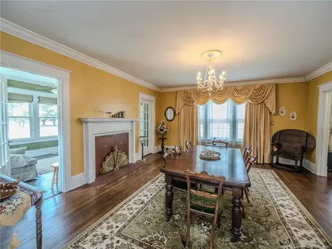 212 E Third Avenue Red Springs NC 28377