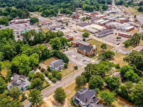 212 E Third Avenue Red Springs NC 28377