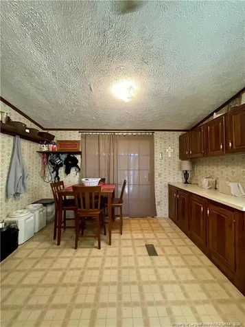 2661 The Avenue Clinton NC 28328