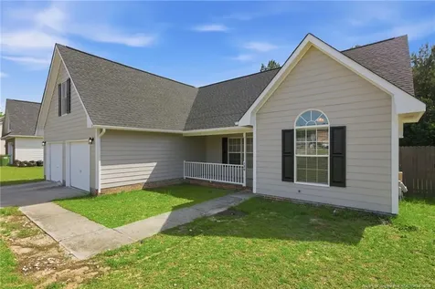 120 Somerset Drive Raeford NC 28376