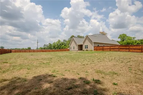 1463 Townsend Road Raeford NC 28376