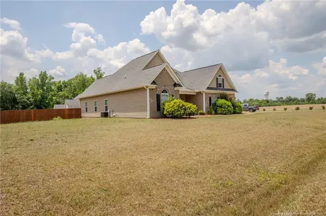 1463 Townsend Road Raeford NC 28376