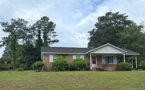 7314 Hyannis Drive Fayetteville NC 28304