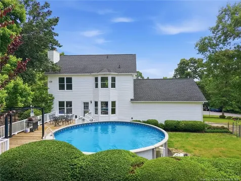 962 Lakeridge Drive Cameron NC 28326