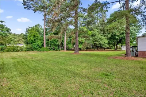 122 Huckabee Street Raeford NC 28376