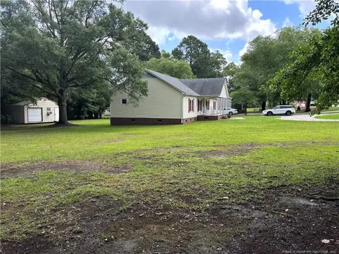 2508 N Roberts Avenue N Lumberton NC 28358