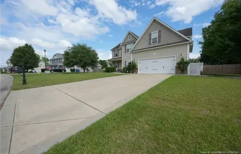 401 Brownstone Drive Raeford NC 28376