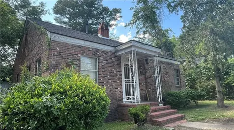 1203 Hillsboro Street Fayetteville NC 28301
