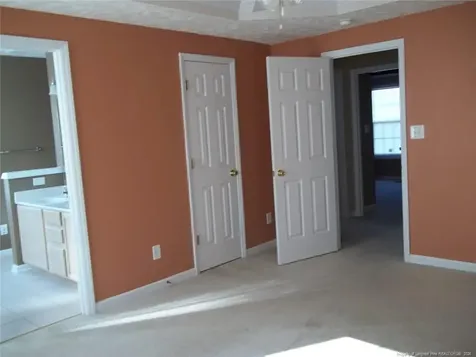 5619 Walking Trail Hope Mills NC 28079