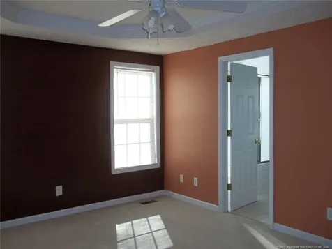 5619 Walking Trail Hope Mills NC 28079