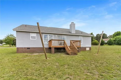 15 Peach Blossom Circle Sanford NC 27332