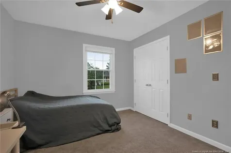 1928 Daphne Circle Fayetteville NC 28304