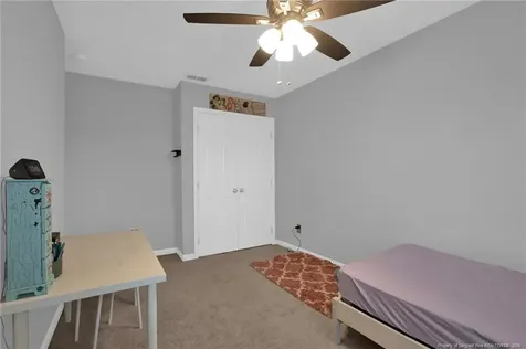 1928 Daphne Circle Fayetteville NC 28304