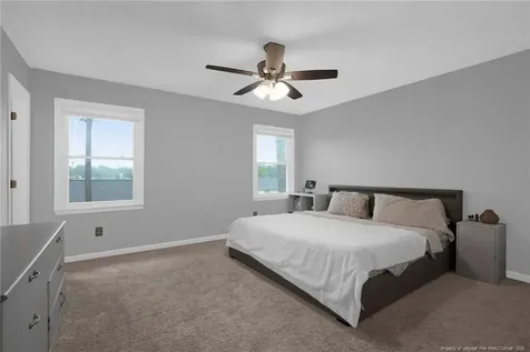 1928 Daphne Circle Fayetteville NC 28304