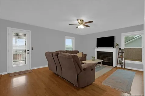 1928 Daphne Circle Fayetteville NC 28304