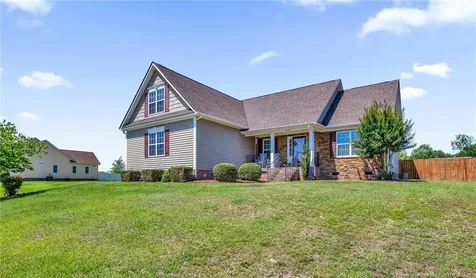 314 Bridle Drive Raeford NC 28376