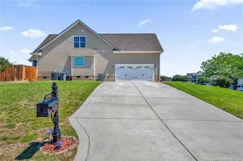 314 Bridle Drive Raeford NC 28376