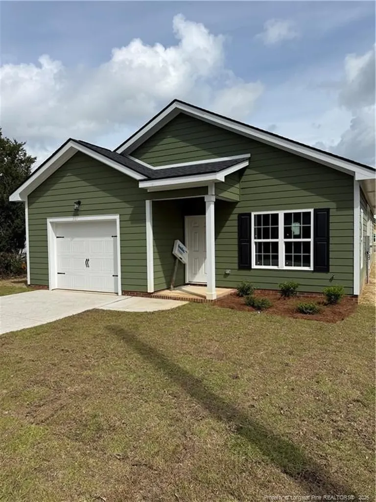 308 Lee Street Spring Lake NC 28390