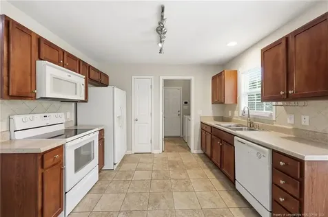 2219 Gray Goose Loop Fayetteville NC 28306
