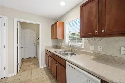 2219 Gray Goose Loop Fayetteville NC 28306