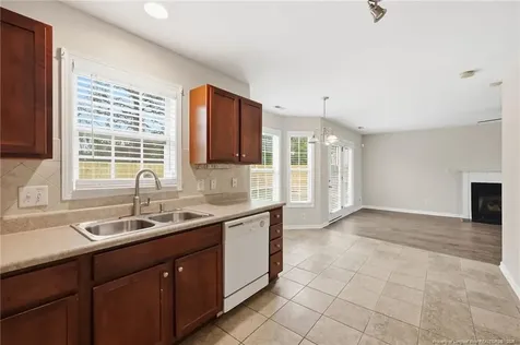 2219 Gray Goose Loop Fayetteville NC 28306