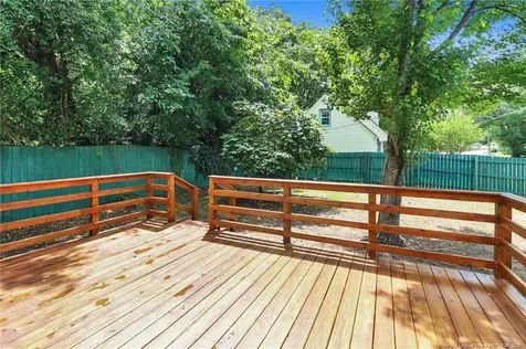 215 Hinsdale Avenue Fayetteville NC 28305