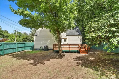 215 Hinsdale Avenue Fayetteville NC 28305