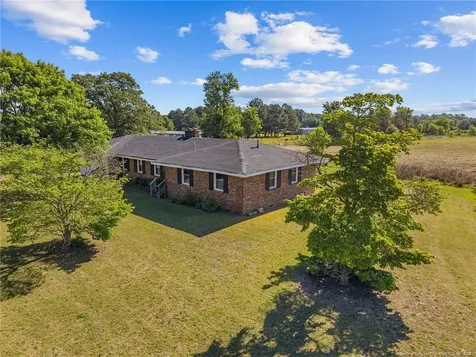 257 Plantation Road Red Springs NC 28377