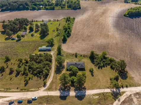 257 Plantation Road Red Springs NC 28377