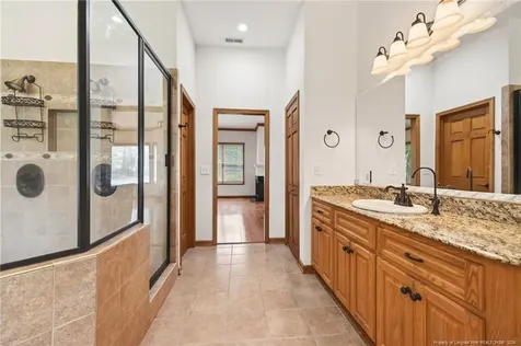 2204 Honey Lane Hope Mills NC 28348