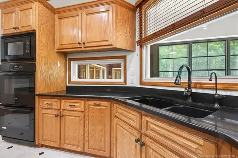 2204 Honey Lane Hope Mills NC 28348