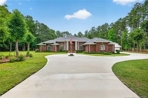 2204 Honey Lane Hope Mills NC 28348