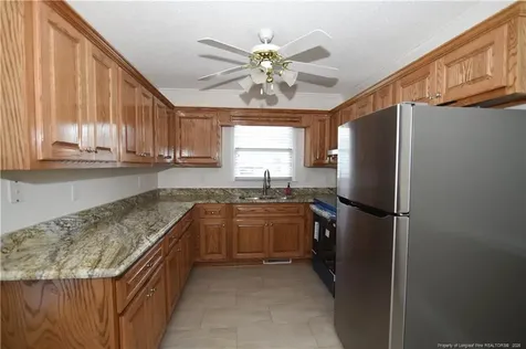 205 Village Walk E Lumberton NC 28358