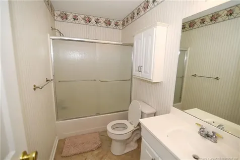 205 Village Walk E Lumberton NC 28358