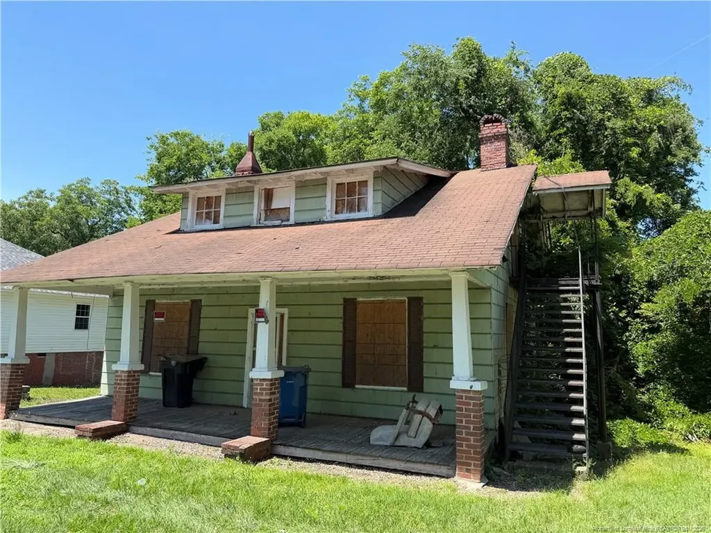 104 N 17th Street Erwin NC 28339