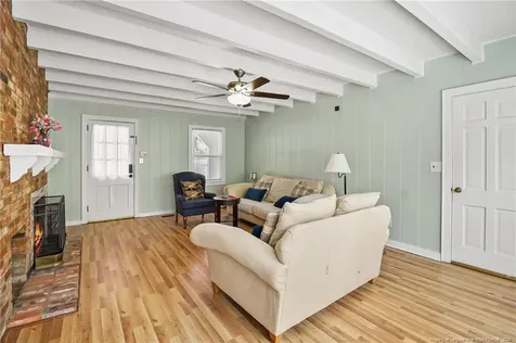 444 Holly Lane Fayetteville NC 28305
