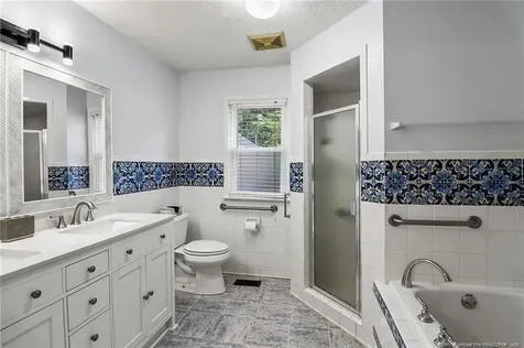 444 Holly Lane Fayetteville NC 28305