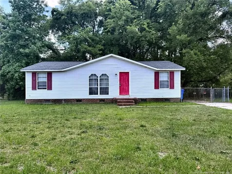 2528 Carriage Road Fayetteville NC 28312