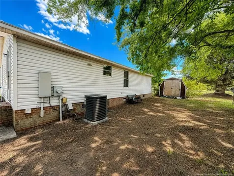 2528 Carriage Road Fayetteville NC 28312