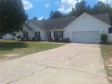 3681 Pioneer Drive Hope Mills NC 28348