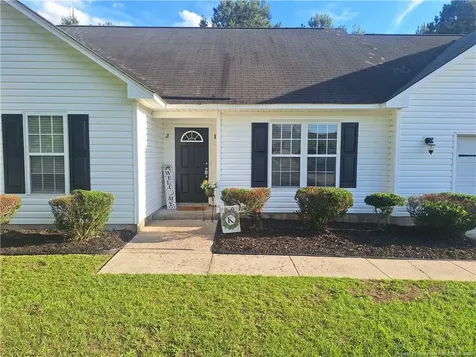 3681 Pioneer Drive Hope Mills NC 28348