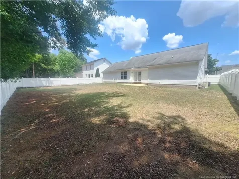 3681 Pioneer Drive Hope Mills NC 28348