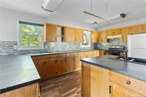 1945 Wordsworth Drive Fayetteville NC 28304