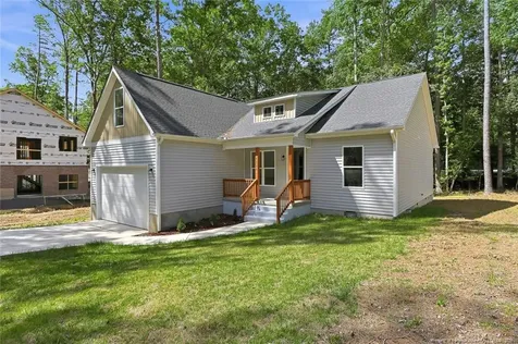 5116 Cardinal Circle Sanford NC 27332