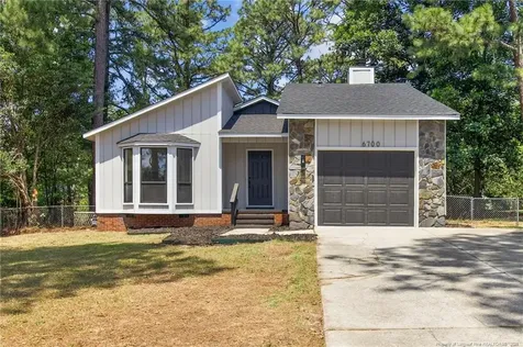 6700 Sandfield Court Fayetteville NC 28304