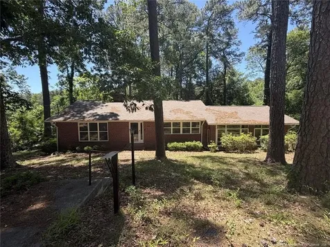 1404 Valencia Drive Fayetteville NC 28303
