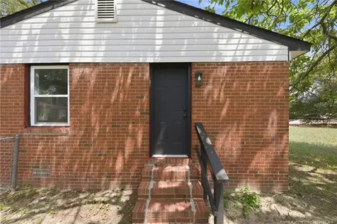 217 Teague Street Fayetteville NC 28306