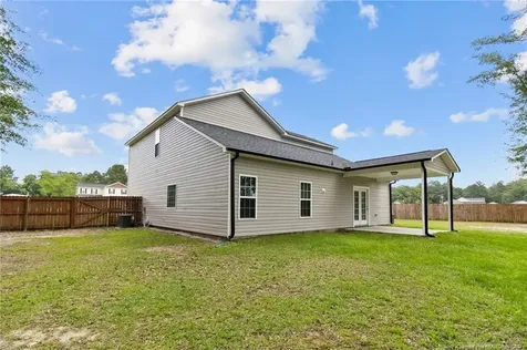 388 Dundee Farm Road Raeford NC 28376