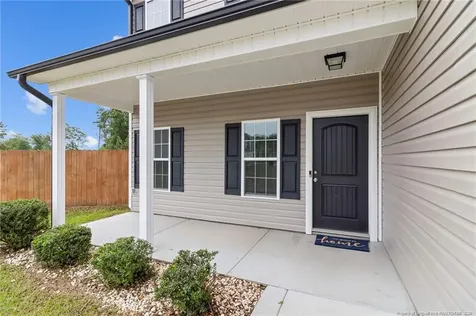 388 Dundee Farm Road Raeford NC 28376